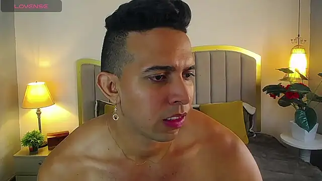 Snapshot of randy_paterman_ chatting on February 17, 2025, 1:42 pm randy paterman online show from February 17, 2025, 1:42 pm