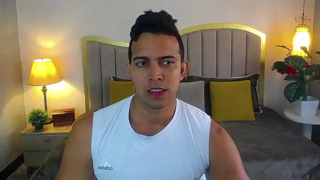 Snapshot of randy_paterman_ chatting on March 5, 2025, 1:28 pm randy paterman online show from March 5, 2025, 1:28 pm