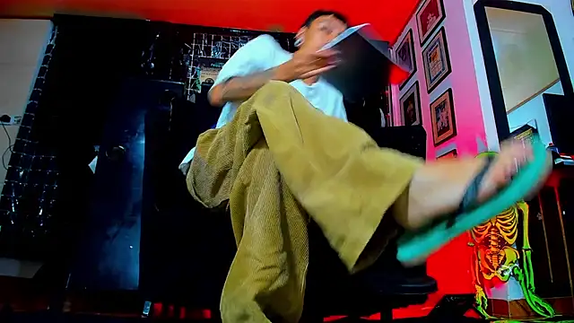 vivi-honey online show from October 9, 2025, 11:58 pm