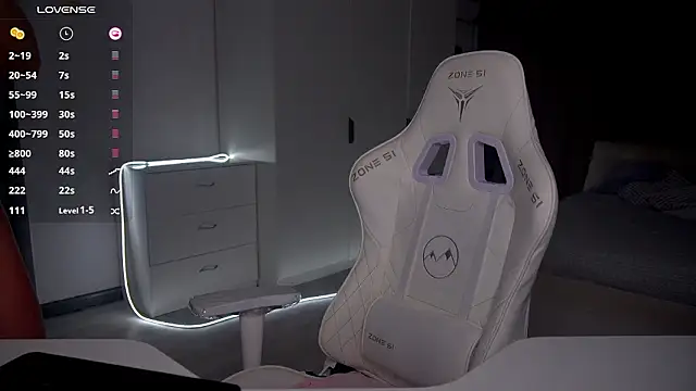 Evelinka online show from February 16, 2026, 6:04 pm