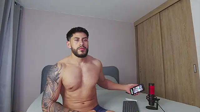 alexxxmachine online show from October 17, 2025, 10:34 pm