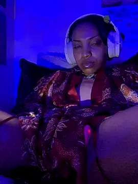 Snapshot of KimiAqua chatting on October 30, 2025, 10:32 pm KimiAqua online show from October 30, 2025, 10:32 pm