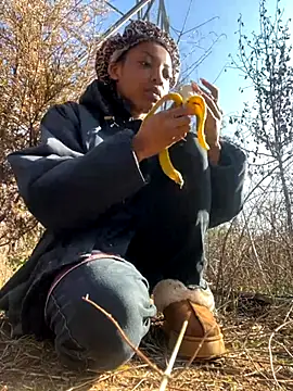 Snapshot of KimiAqua chatting on November 20, 2025, 3:12 pm KimiAqua online show from November 20, 2025, 3:12 pm