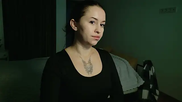 VioletCatt online show from October 14, 2025, 5:41 am