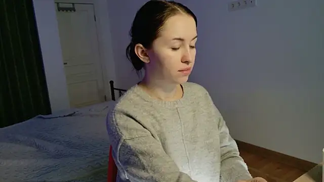 VioletCatt online show from November 26, 2025, 6:36 am