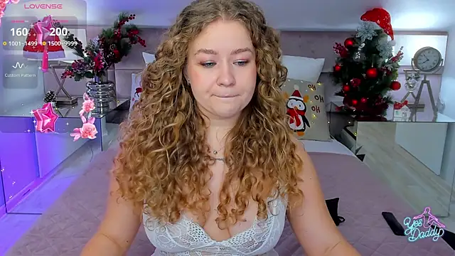 CassieRide online show from December 19, 2025, 1:29 pm