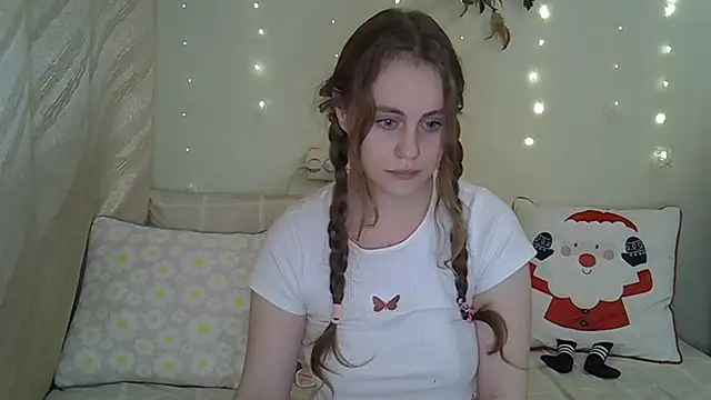 Snapshot of Sellya_Houston chatting on December 2, 2024, 3:47 pm Sellya Houston online show from December 2, 2024, 3:47 pm