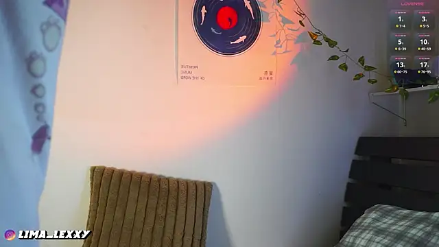 LimaLexxx online show from April 9, 2026, 2:22 am