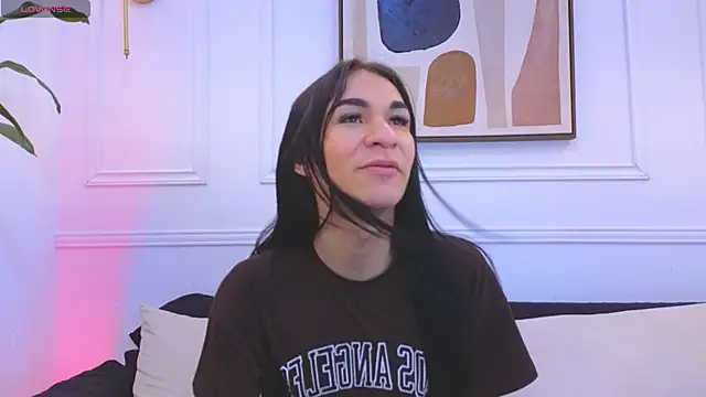 Mia thompson 19 online show from February 23, 2026, 7:11 pm