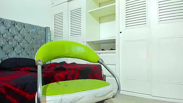 jamiief4 online show from February 18, 2026, 10:22 am