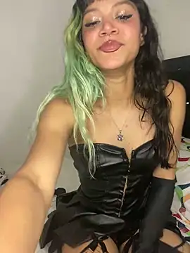 Charlotte Martinez online show from March 13, 2025, 3:22 am