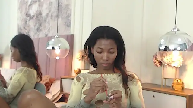 SabrinaDevill online show from October 30, 2025, 1:01 pm