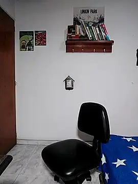 Snapshot of chero_95 chatting on October 14, 2025, 7:36 pm chero 95 online show from October 14, 2025, 7:36 pm