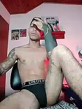 Snapshot of chero_95 chatting on November 9, 2025, 10:24 am chero 95 online show from November 9, 2025, 10:24 am