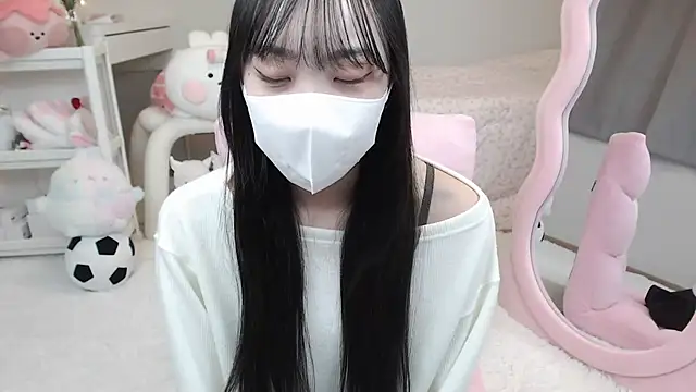 momo room online show from December 16, 2024, 10:08 am