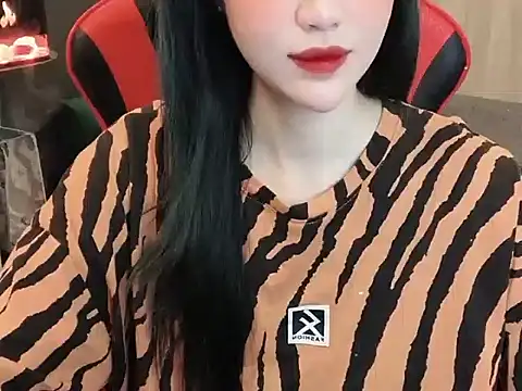 witch-39 online show from December 3, 2024, 5:53 am