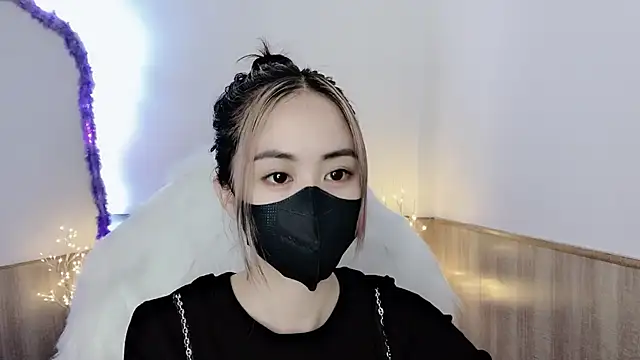 witch-39 online show from March 18, 2025, 8:36 am