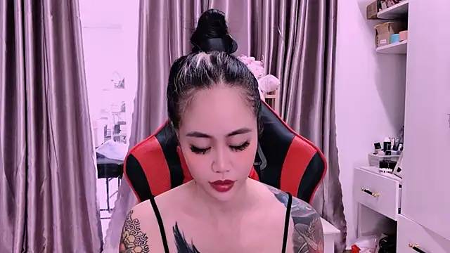 witch-39 online show from March 8, 2026, 4:49 am