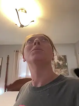 Snapshot of lezbean24 chatting on January 31, 2026, 8:07 pm lezbean24 online show from January 31, 2026, 8:07 pm