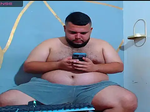 damian chubby online show from November 14, 2025, 3:27 am