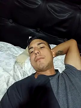 Cristian-2024 online show from February 13, 2025, 9:17 pm