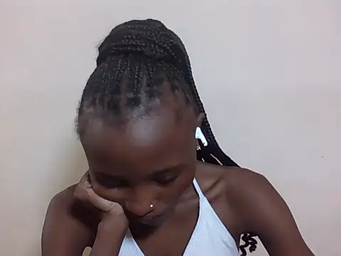 Snapshot of SexyNeedle22 chatting on November 13, 2025, 7:40 am SexyNeedle22 online show from November 13, 2025, 7:40 am