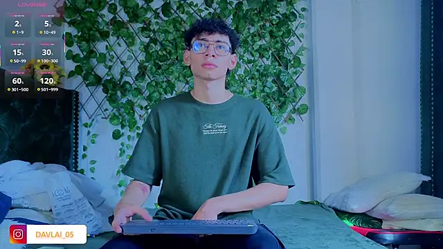 Daviid laidd online show from November 11, 2025, 7:58 pm