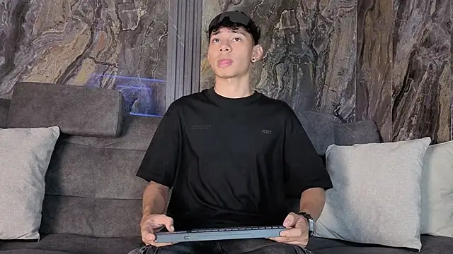 Daviid laidd online show from April 14, 2026, 8:15 pm