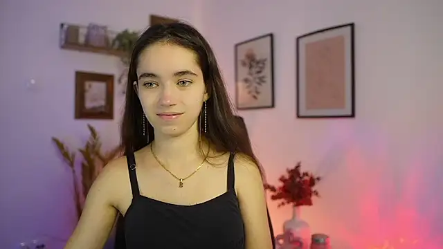 Gia Paige18 online show from October 11, 2025, 1:09 pm