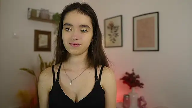 Gia Paige18 online show from February 18, 2026, 7:21 pm