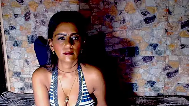 Snapshot of EroticSexyStripper chatting on March 8, 2025, 2:45 am EroticSexyStripper online show from March 8, 2025, 2:45 am