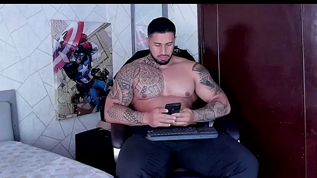 Cristian Walker online show from May 26, 2026, 12:23 pm