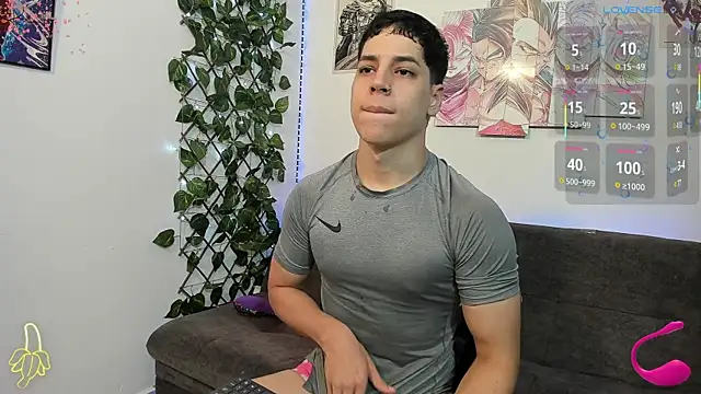 jonathanjoestar  online show from February 7, 2025, 7:38 pm