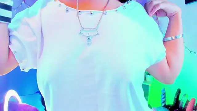 kuromi69 online show from January 7, 2026, 8:28 am