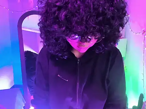 Snapshot of kuromi69 chatting on February 13, 2026, 5:25 am kuromi69 online show from February 13, 2026, 5:25 am