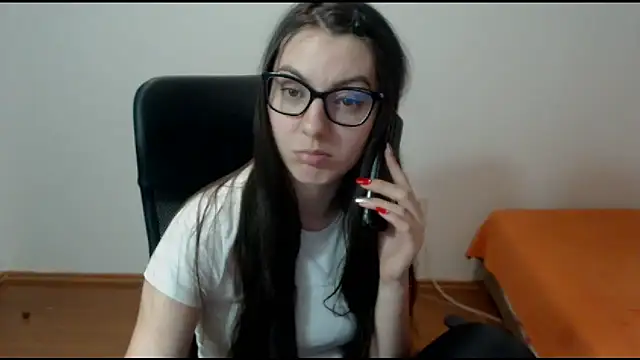 Snapshot of CuteJollie4U chatting on February 8, 2025, 6:12 pm CuteJollie4U online show from February 8, 2025, 6:12 pm