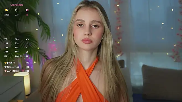 Fluffy-Angel online show from January 28, 2025, 11:28 am