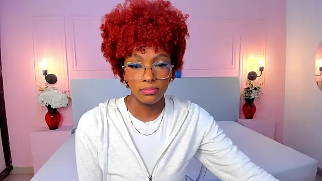 Snapshot of LiannaDixon chatting on January 28, 2025, 1:59 pm LiannaDixon online show from January 28, 2025, 1:59 pm