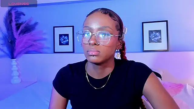 Snapshot of LiannaDixon chatting on March 20, 2025, 8:19 pm LiannaDixon online show from March 20, 2025, 8:19 pm