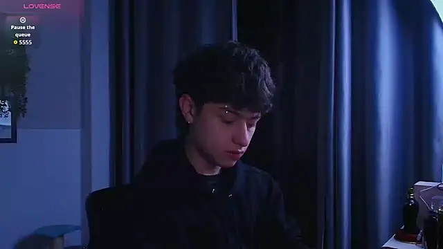 Ares Dickson online show from October 25, 2025, 3:03 am