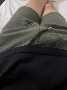 dedewr online show from November 9, 2025, 3:43 pm