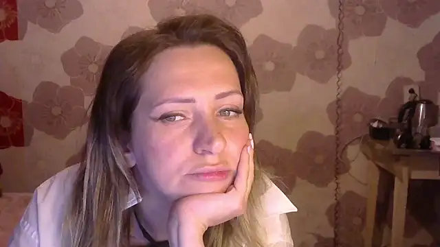 Queen Daenerys online show from September 29, 2025, 8:35 pm