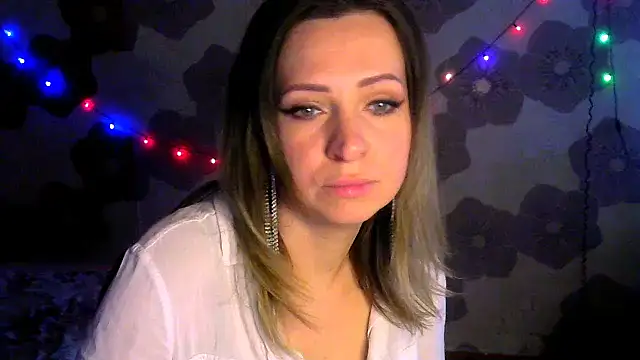 Queen Daenerys online show from October 7, 2025, 9:39 am