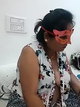 Snapshot of BBW_HOT_COUPLE chatting on December 21, 2024, 5:18 pm BBW HOT COUPLE online show from December 21, 2024, 5:18 pm