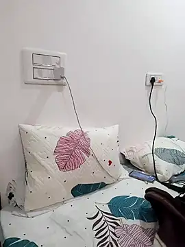 Snapshot of BBW_HOT_COUPLE chatting on December 27, 2024, 5:20 am BBW HOT COUPLE online show from December 27, 2024, 5:20 am