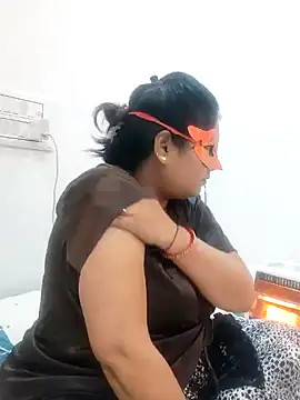 Snapshot of BBW_HOT_COUPLE chatting on January 4, 2025, 2:04 pm BBW HOT COUPLE online show from January 4, 2025, 2:04 pm