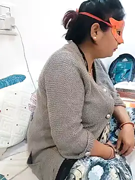 Snapshot of BBW_HOT_COUPLE chatting on January 7, 2025, 2:19 pm BBW HOT COUPLE online show from January 7, 2025, 2:19 pm