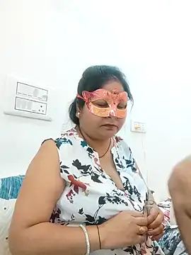 Snapshot of BBW_HOT_COUPLE chatting on January 28, 2025, 4:39 am BBW HOT COUPLE online show from January 28, 2025, 4:39 am