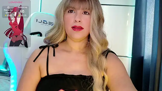 GatitaXD27 online show from January 14, 2025, 3:04 pm