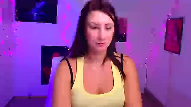 Snapshot of Loren_Moa chatting on December 2, 2024, 12:51 pm Loren Moa online show from December 2, 2024, 12:51 pm